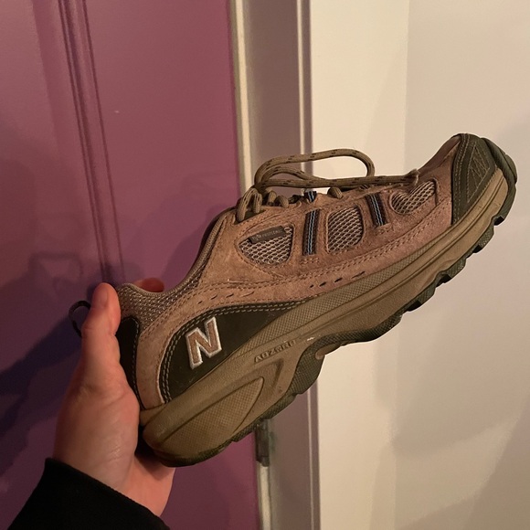 New Balance Runners - Picture 5 of 8